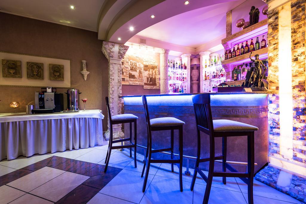 Hotel Palac Akropol Lublin Eksteriør billede