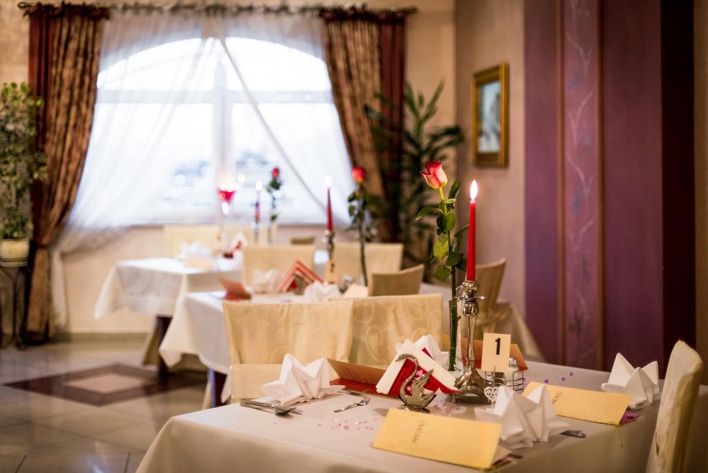 Hotel Palac Akropol Lublin Eksteriør billede